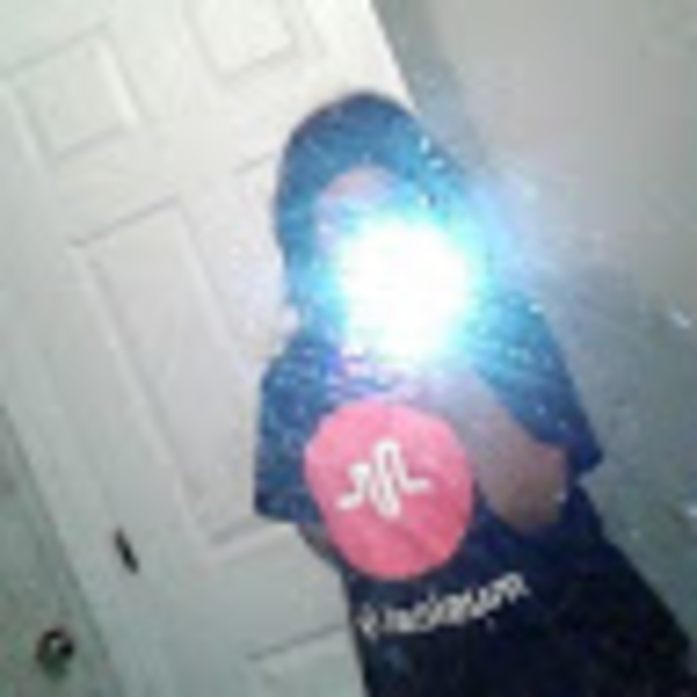 Meet your Posher, Ymani